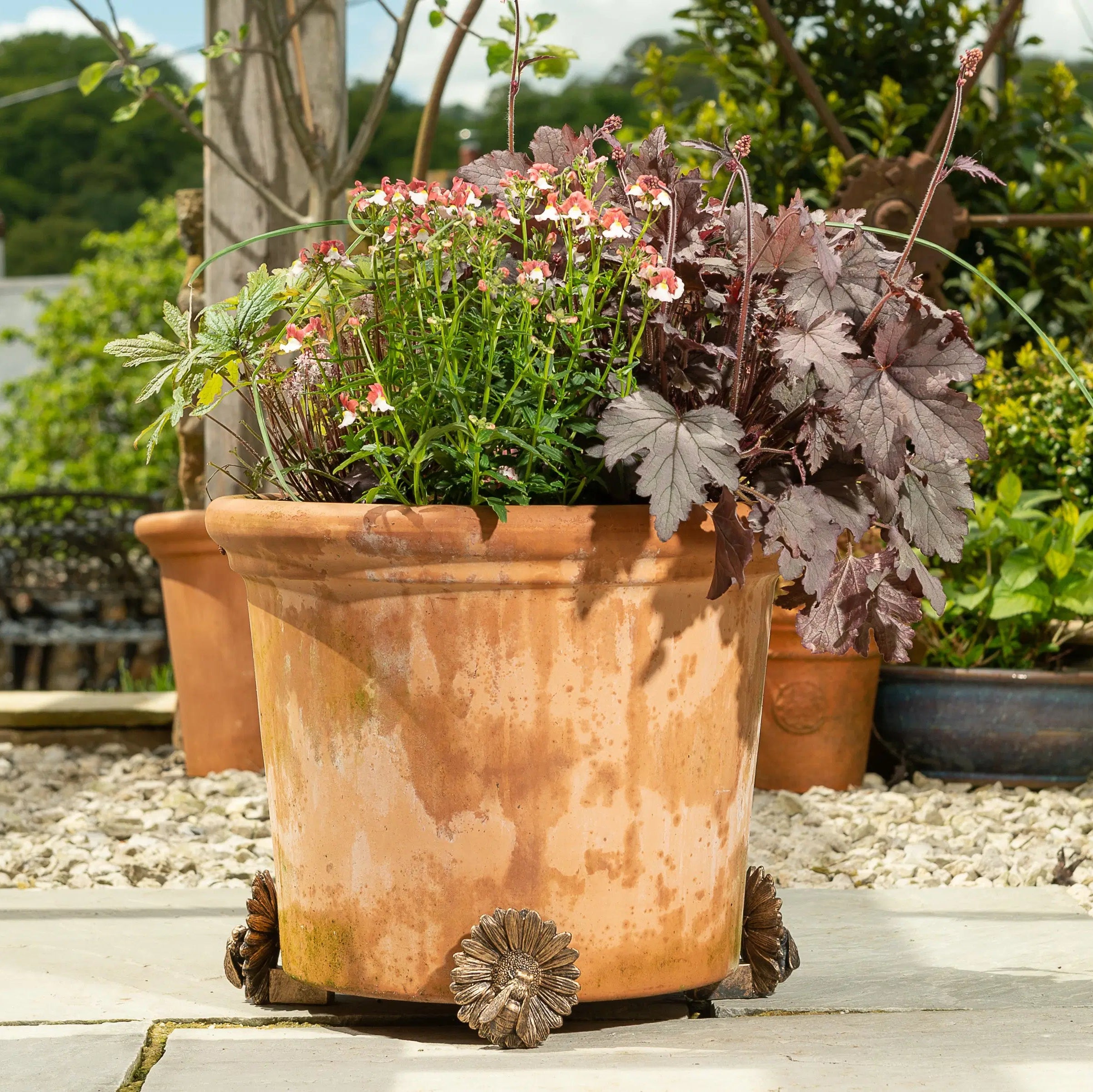 Bee Plant Pot Feet – Set of 3