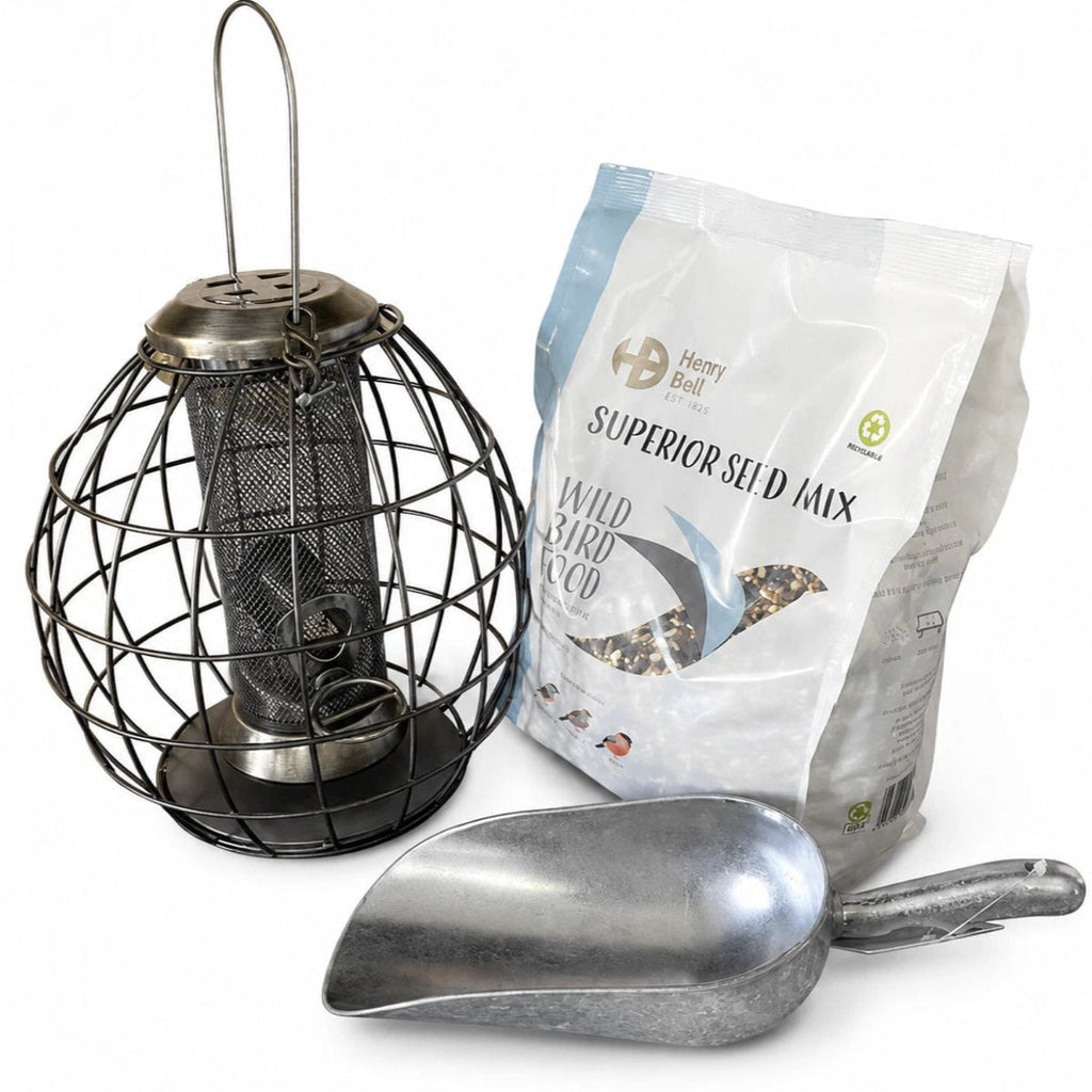 .Squirrel Proof Bird Seed Feeder, 2kg Bird Seed and Metal Scoop Set FREE POSTAGE